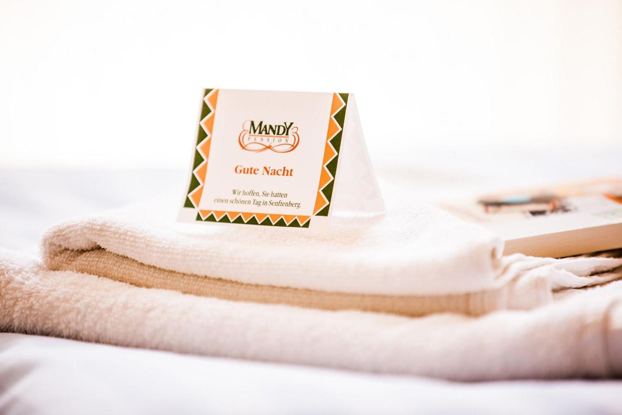 Hotel-Pension Mandy - Adults Only Senftenberg Ngoại thất bức ảnh