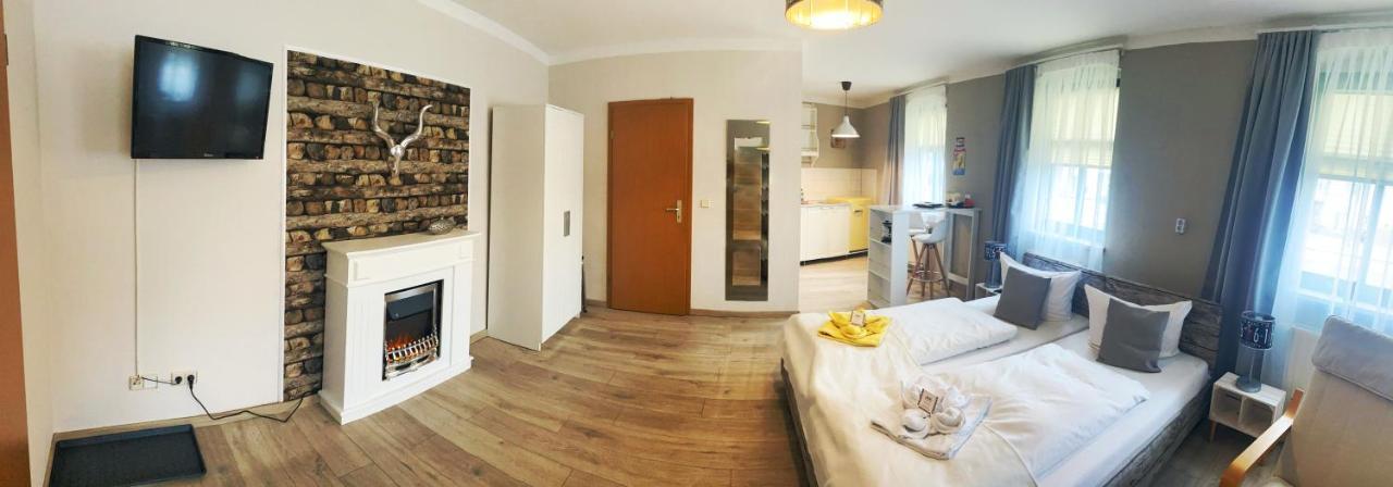 Hotel-Pension Mandy - Adults Only Senftenberg Ngoại thất bức ảnh